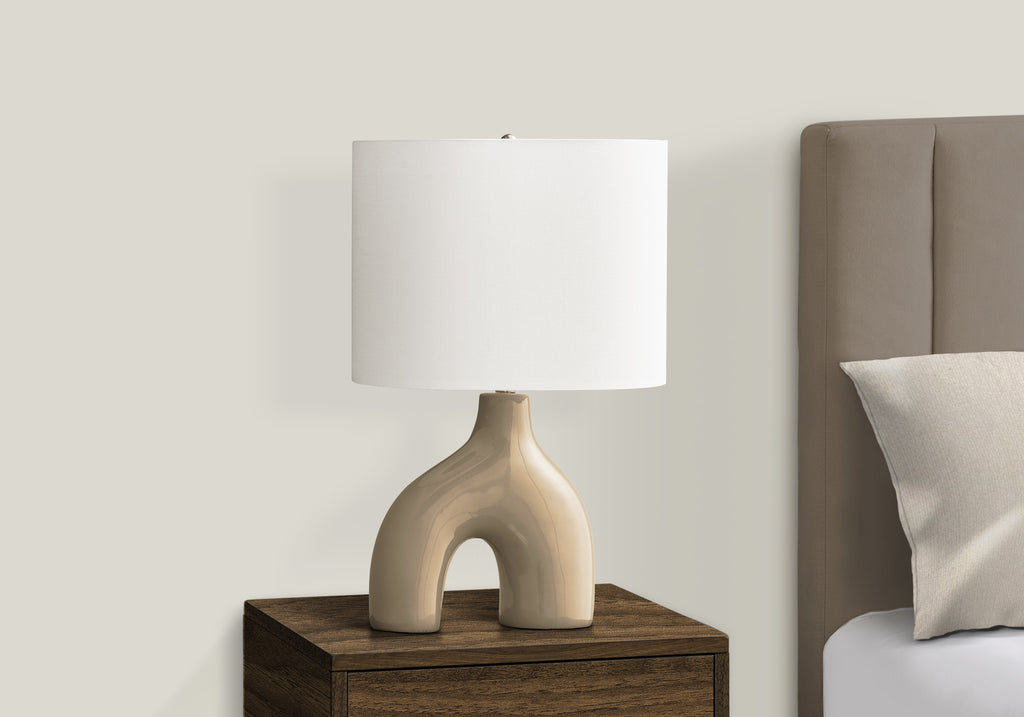 LIGHTING - 25""H TABLE LAMP BROWN CERAMIC / IVORY SHADE