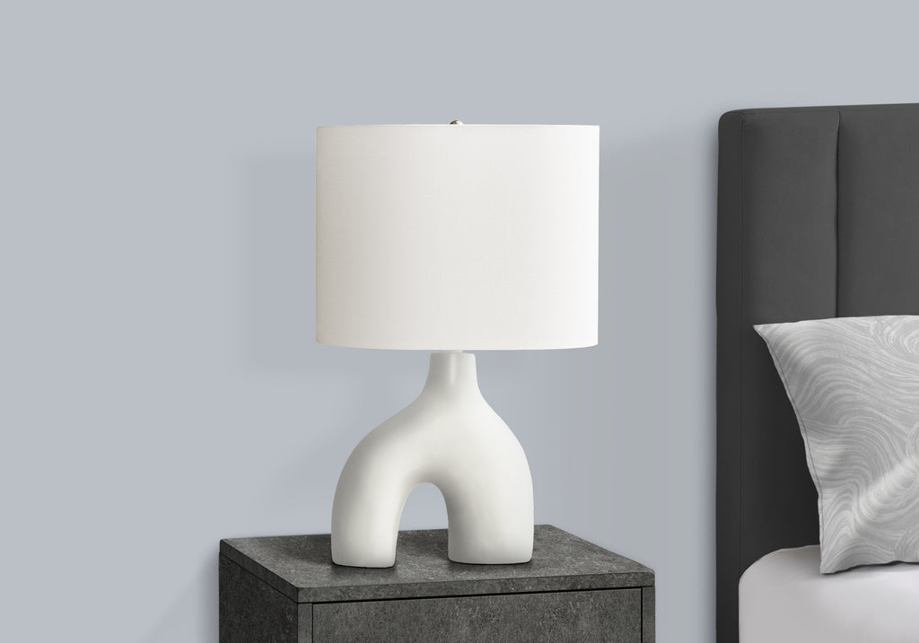 LIGHTING - 25""H TABLE LAMP WHITE CERAMIC / IVORY SHADE