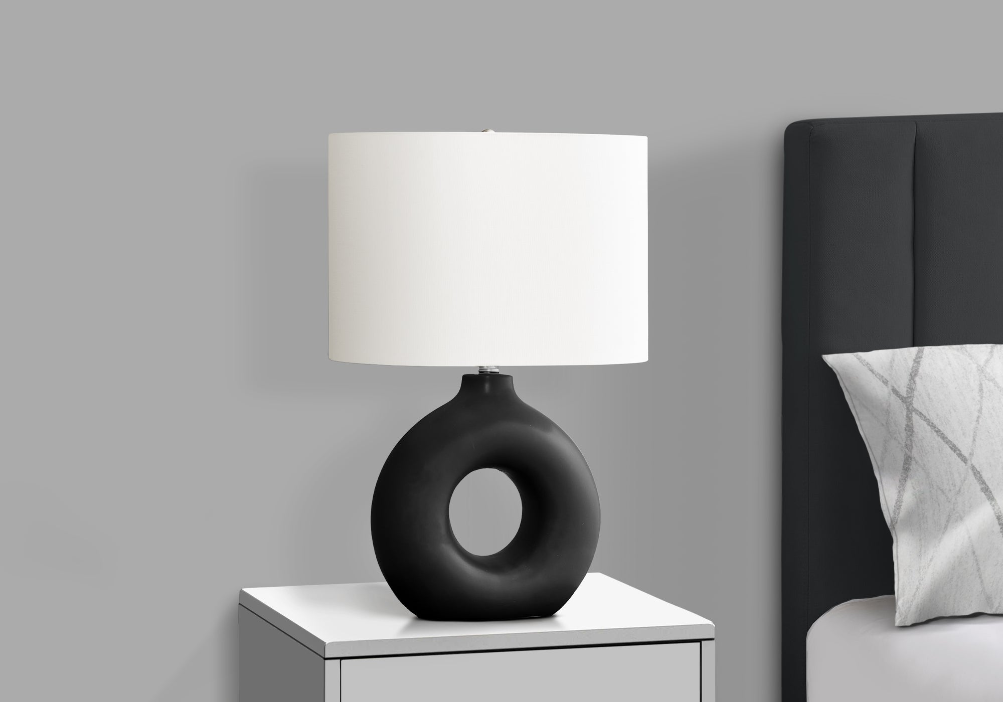 LIGHTING - 24""H TABLE LAMP BLACK CERAMIC / IVORY SHADE