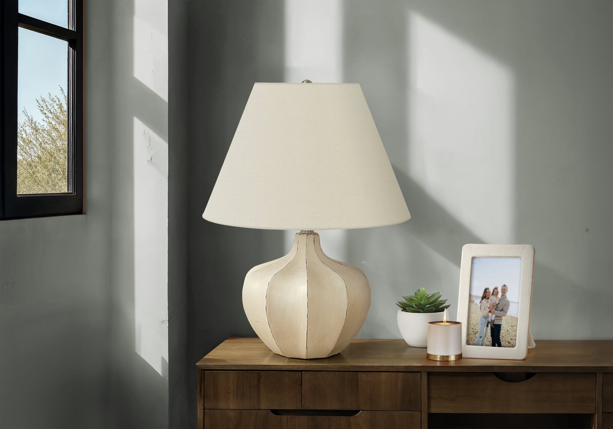 LIGHTING - 21""H TABLE LAMP CREAM RESIN  / IVORY SHADE