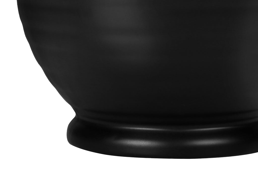 LIGHTING - 17""H TABLE LAMP BLACK CERAMIC / IVORY SHADE