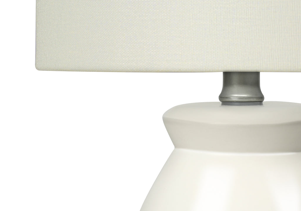 LIGHTING - 17""H TABLE LAMP CREAM CERAMIC / IVORY SHADE