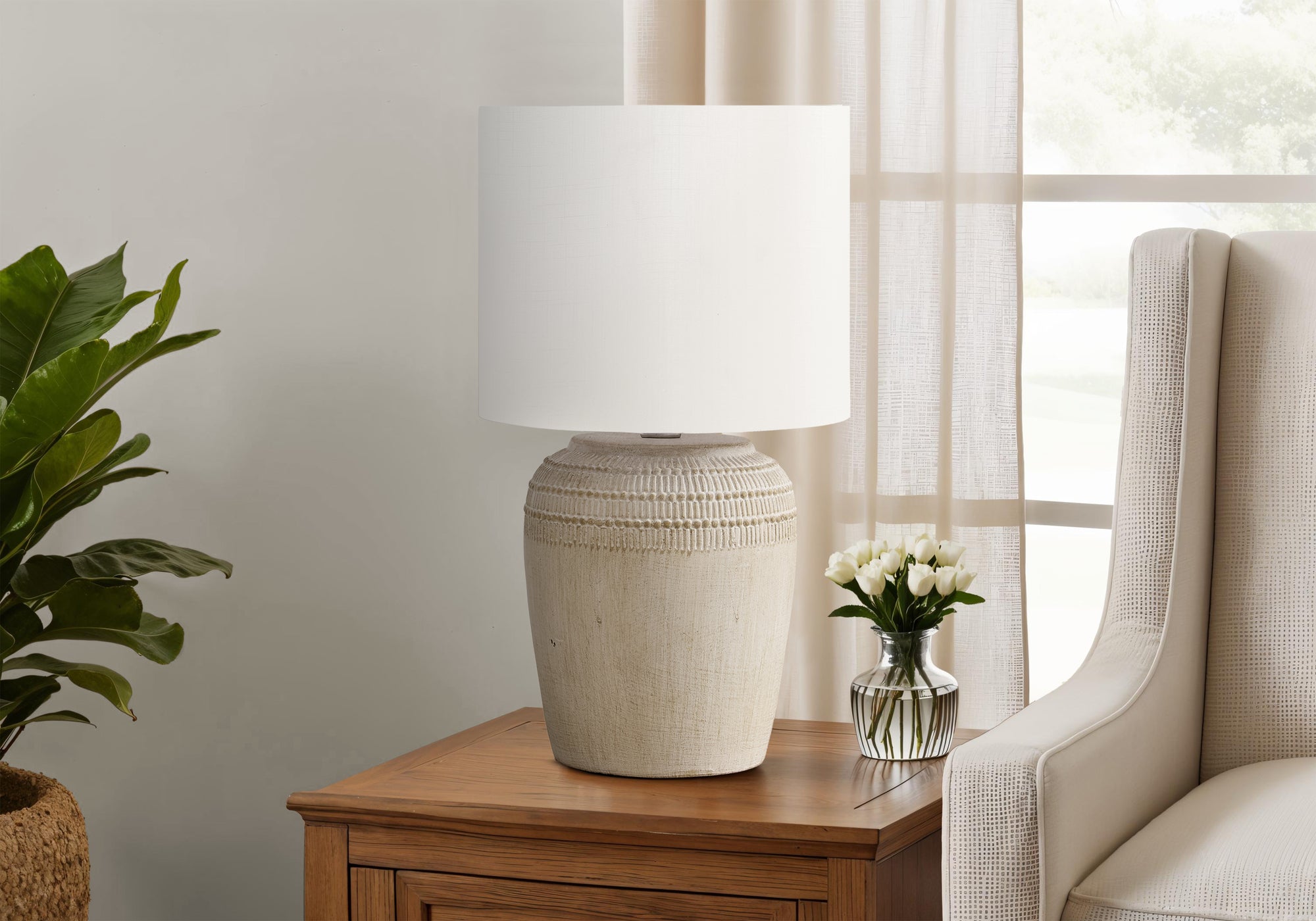 LIGHTING - 17""H TABLE LAMP BEIGE CERAMIC / IVORY SHADE